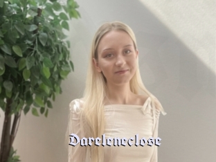 Dareleneclose