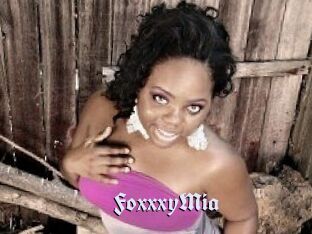 FoxxxyMia