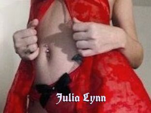 Julia_Lynn