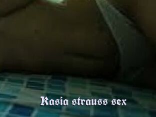 Kasia_strauss_sex