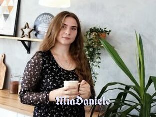 MiaDanielc