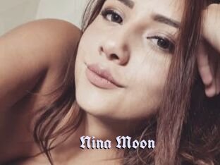 Nina_Moon