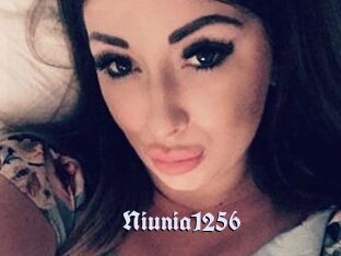 Niunia1256