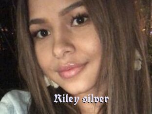 Riley_silver