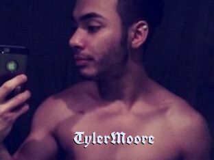Tyler_Moore